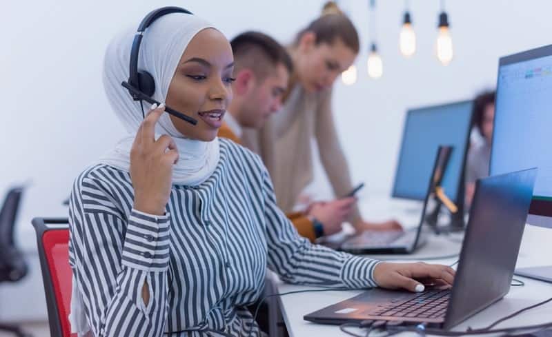 customer-service-min customer service min